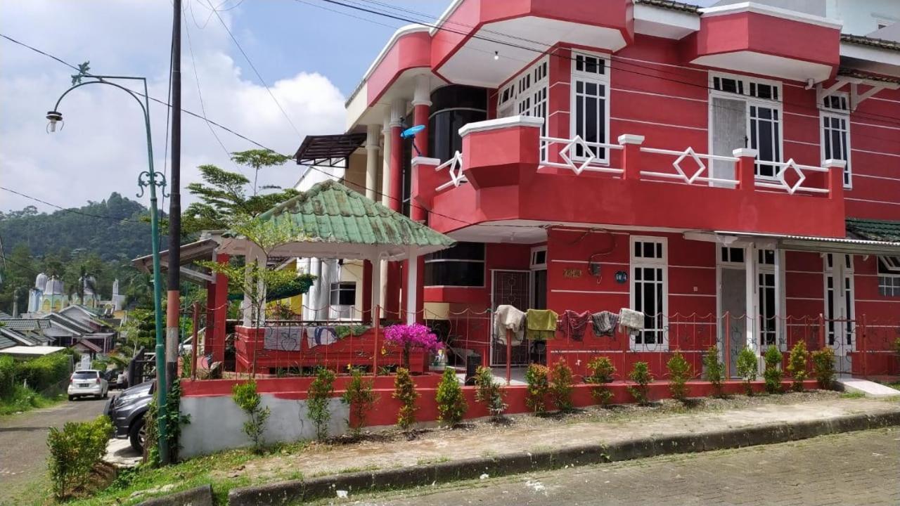 Villa Musti Green Apple Cipanas Sindanglaya 외부 사진